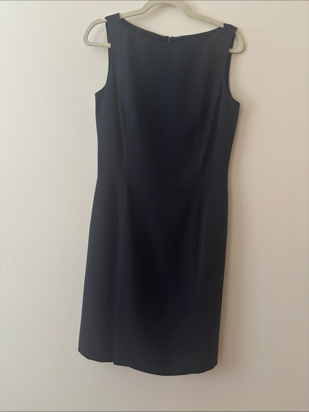 Sleek Black Sleeveless Shift Dress
